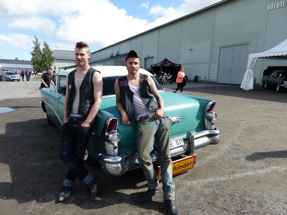 models at the classic car
