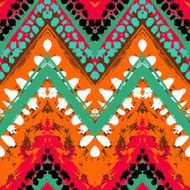 Multicolor hand drawn pattern zigzag N14