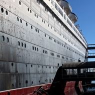 ocean liner glory