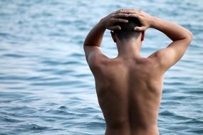 photo of the guy on a sea