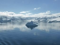 antarctic icebergs