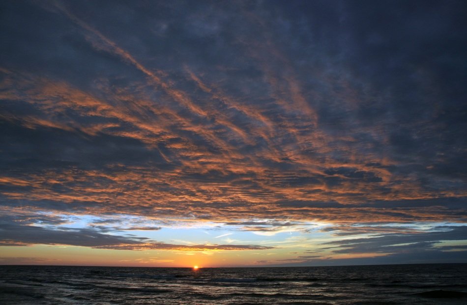 charming beauty sun, baltic sea