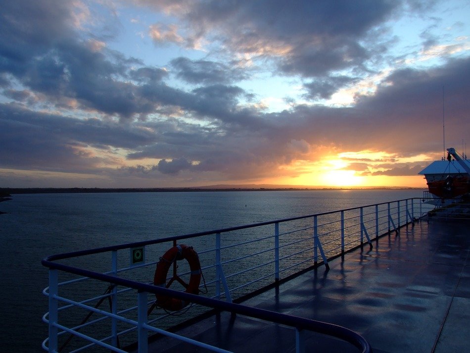 landscape of the ocean at the sunset