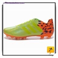 soccer shoes with spikes