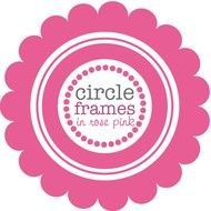 Circle Frame in rose pink drawing