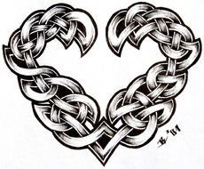 heart shaped celtic pattern
