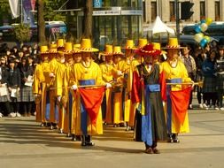 the ceremonial changing of the Royal guard