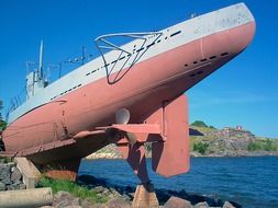 submarine on land red bottom