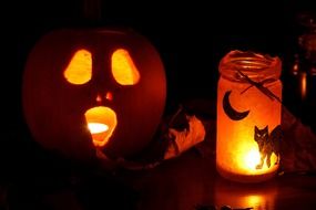 pumpkin lights on Halloween