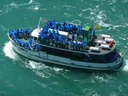 travelling tourist boat in Niagara Falls