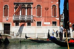 venice gondola