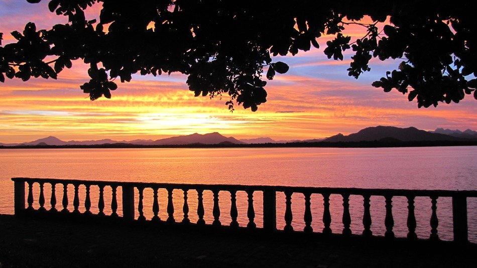 guaraqueçaba beach at the sunset