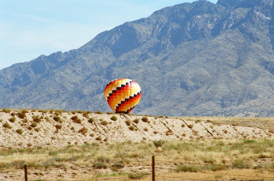 balloon in the desert
