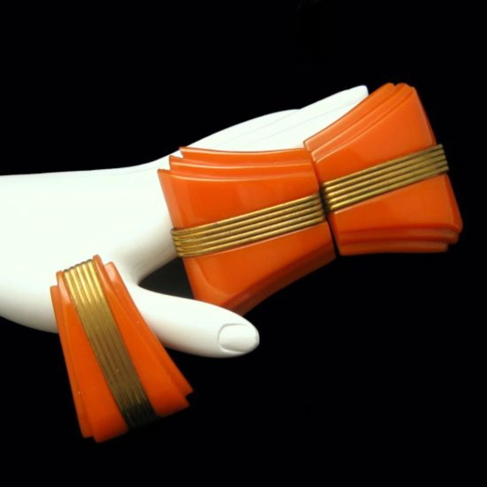 Art Deco Carved Orange Bakelite Brass Vintage Belt Buckle Dress Clip