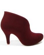 black shoe as a graphic illustration