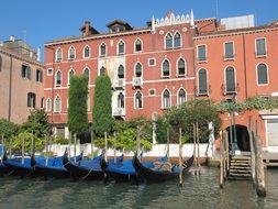 venice channel and red house