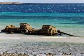 shipwreck on ocean bank