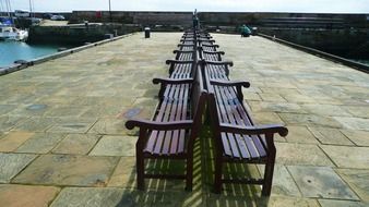 benches for rest in ocean bay