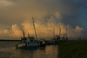 shipwreck ocean