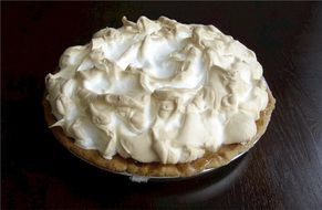 meringue dessert