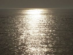 lake reflection light