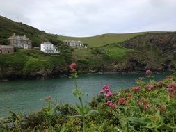 holiday cornwall beach