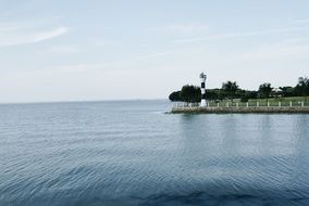 incomparable lighthouse ocean