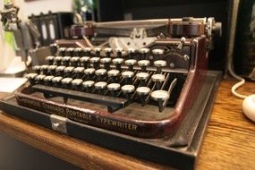 brown antique typewriter