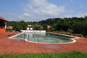 swimming pool in hotels in india