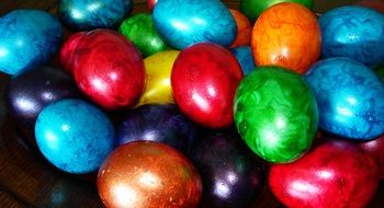 photo of the colorful easter eggs