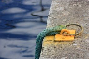 green rope on the pier