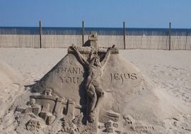 incredibly attractive sand art sculpture