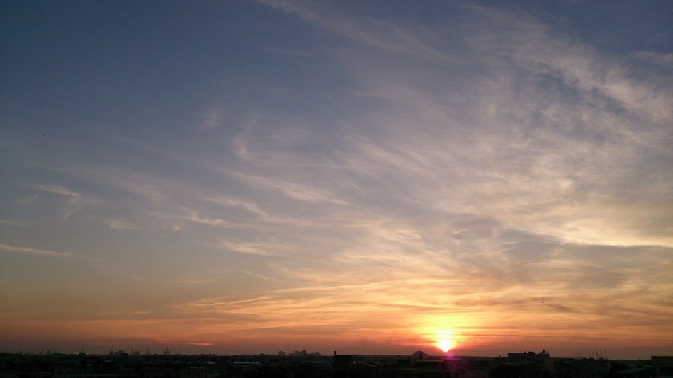 pink sunset over taichung
