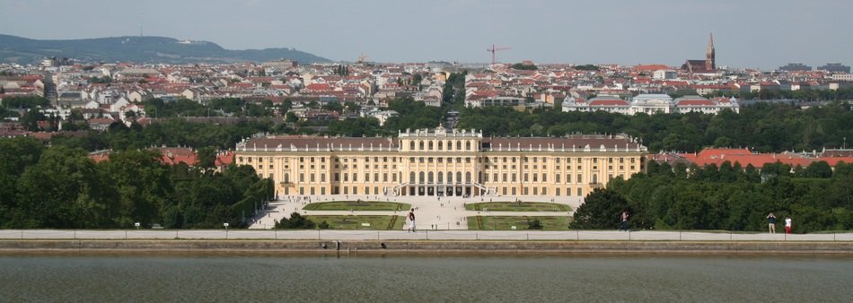 Schönbrunn castle in Vienna
