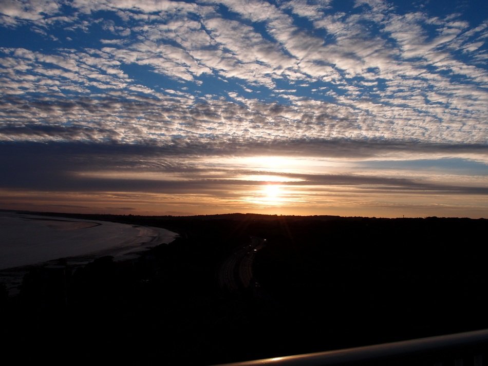 sunset over hessle foreshore