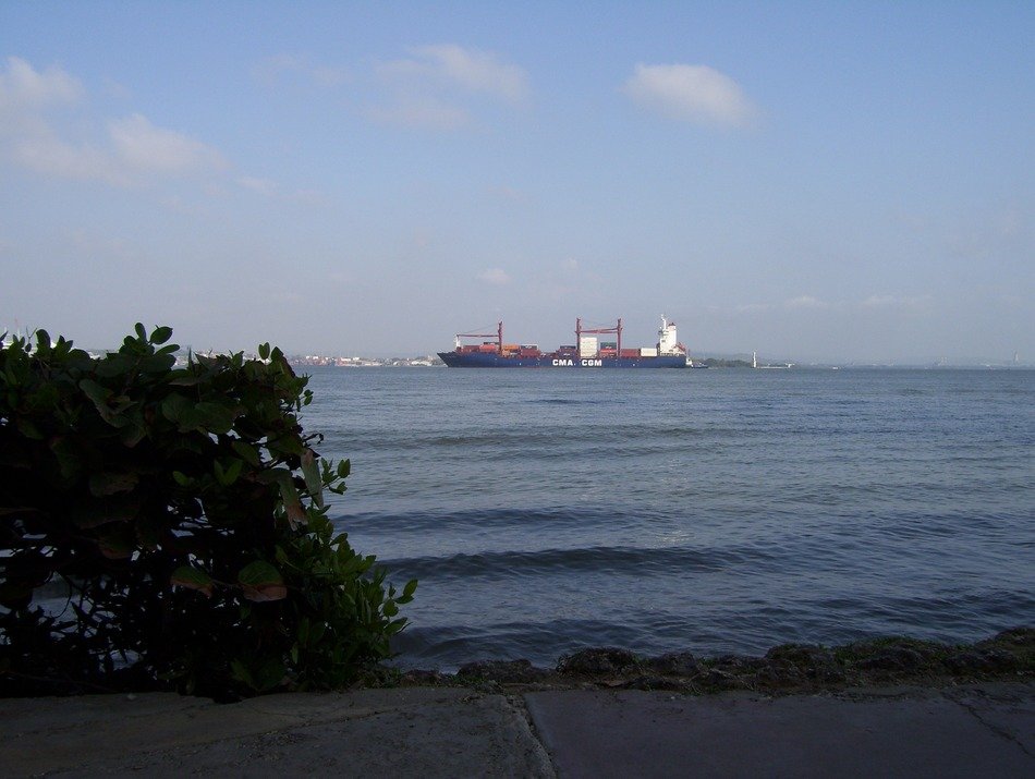 View from beach to ship in caribbean basin
