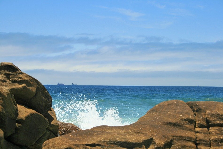 Blue ocean and rocks