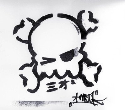 Stencil Skull drawing