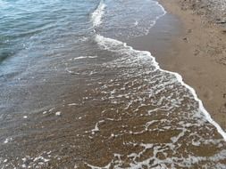 water flow in the sand