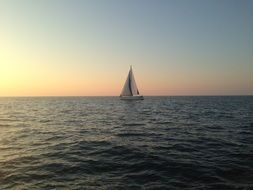 sail in the ocean