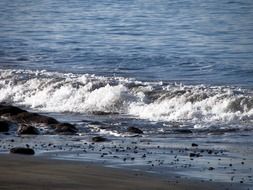 foamed wave at beach