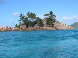 photo of the tropic island in Seychelles