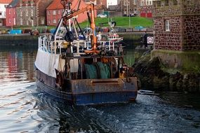 dunbar harbour, entrance
