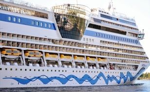 Close-up of the ship at the sea