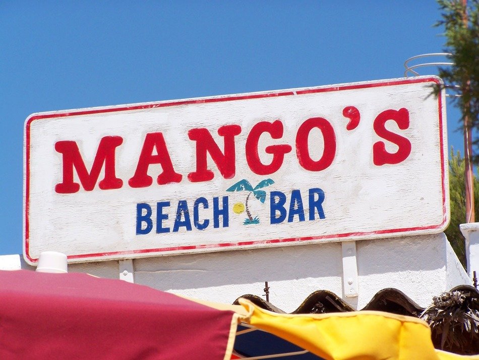 'Mango's' beach bar