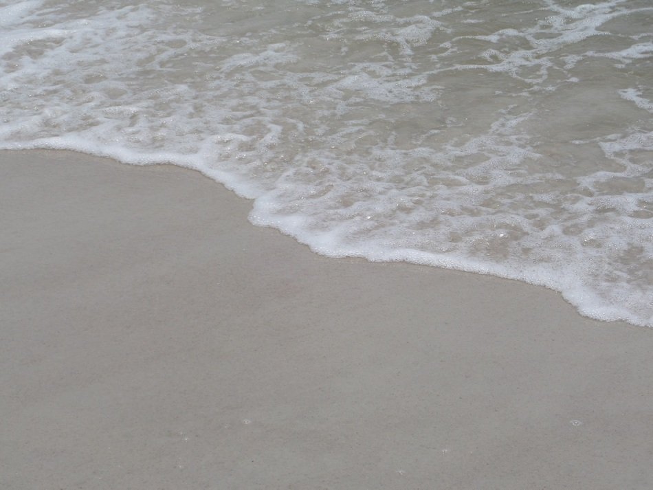 infinitely beautiful ocean waves