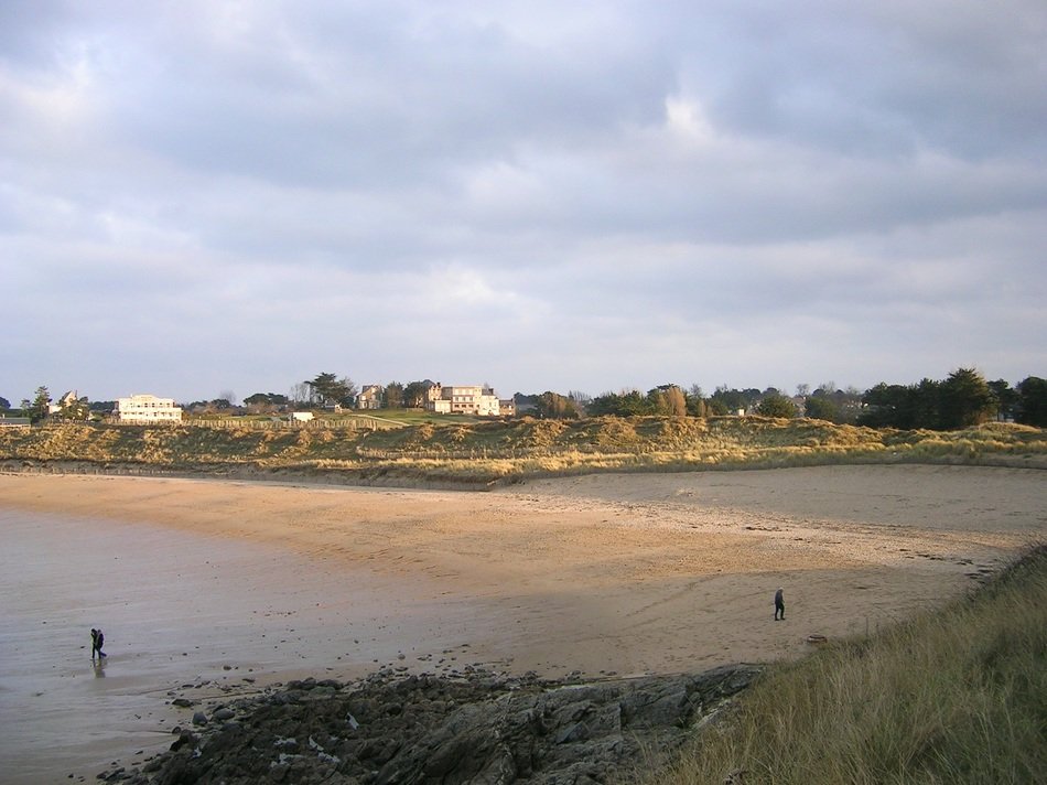 panorama of the beach in brittany