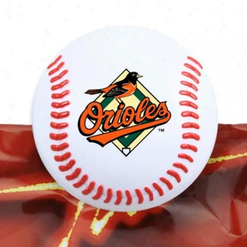No Hassle Returns Baltimore Orioles Magnetic Baseball Fragment Clip