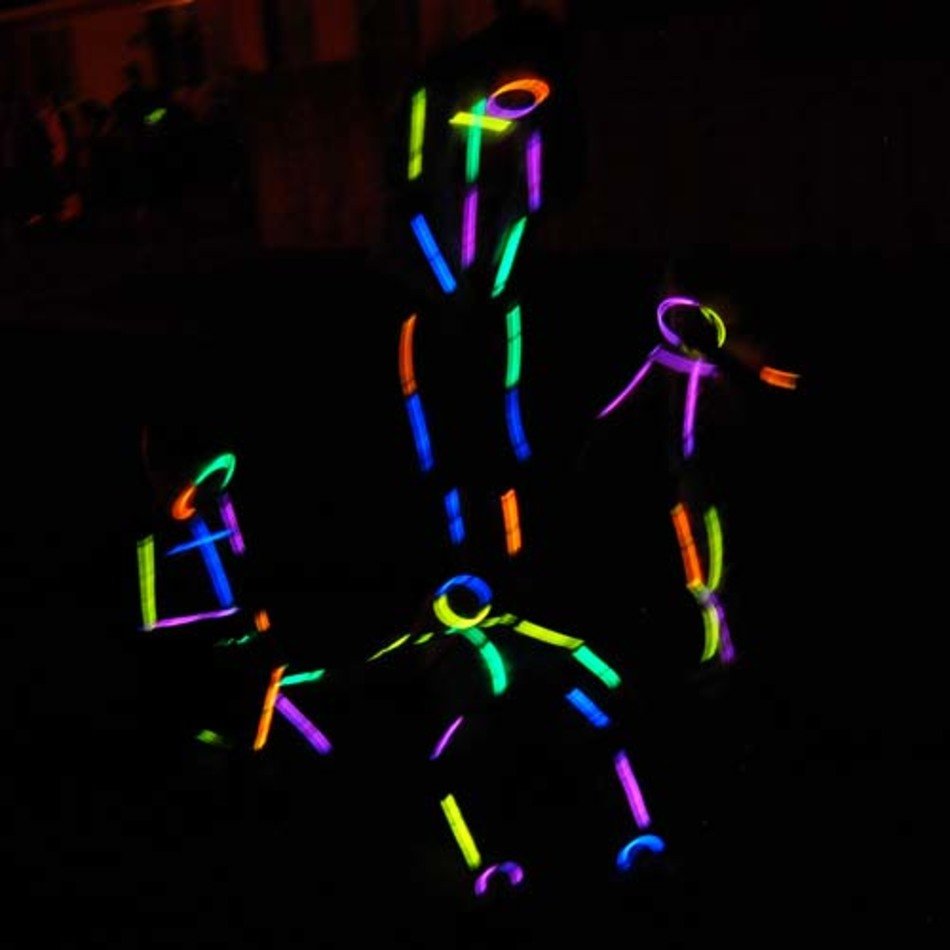 Person Tos Stick Family 300 X 184 9 Kb Gif
