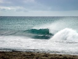 waves in the ocean